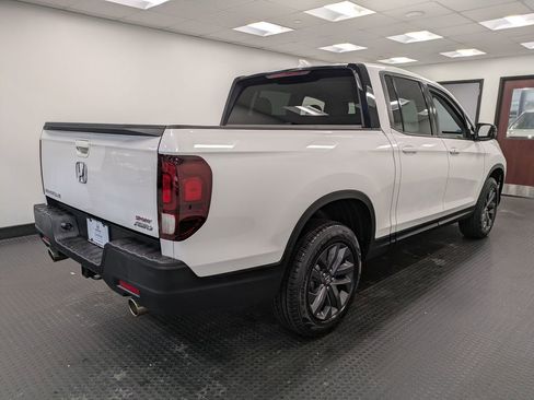 Certified 2023 Honda Ridgeline Sport image 4