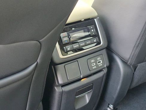 New 2026 Subaru Ascent Limited AWD/4WD image 23
