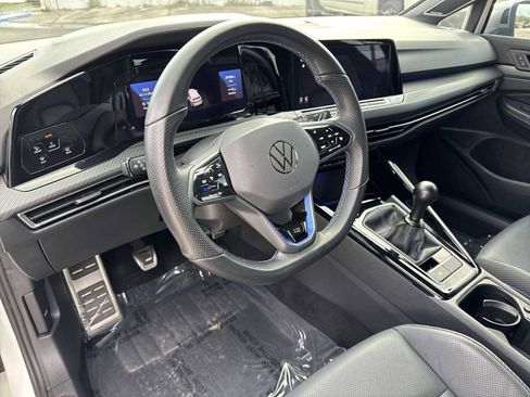 Used 2023 Volkswagen Golf R image 10