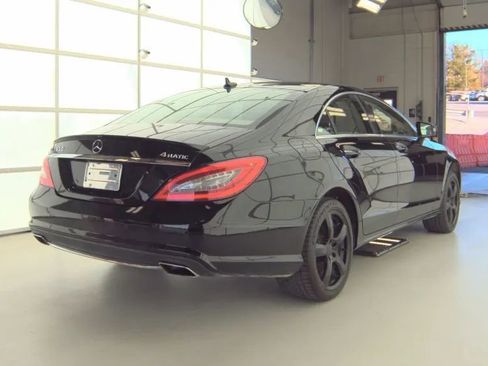 Used 2014 Mercedes-Benz CLS 550 4MATIC w/ Premium 1 Package image 2