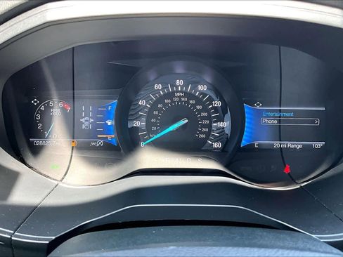 Used 2022 Ford Edge ST-Line w/ Class II Trailer Tow Package AWD/4WD image 24