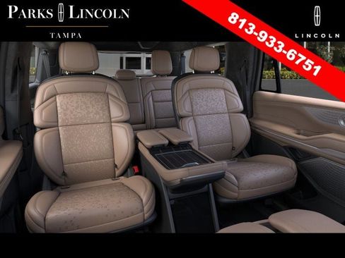 New 2026 Lincoln Navigator L Black Label AWD/4WD image 11
