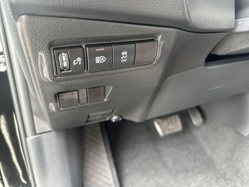 New 2026 Toyota Corolla Cross LE image 24