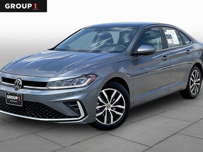 Used 2025 Volkswagen Jetta SE