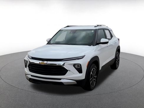 Used 2025 Chevrolet TrailBlazer LT image 7
