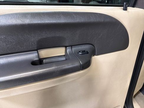 Used 2005 Ford F350 XLT image 38