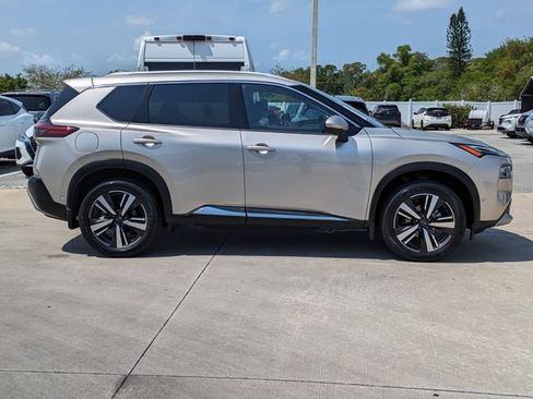 Used 2023 Nissan Rogue Platinum w/ Platinum Premium Package AWD/4WD image 4