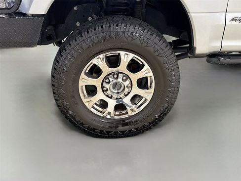 Certified 2022 Ford F250 Lariat w/ Lariat Ultimate Package image 31