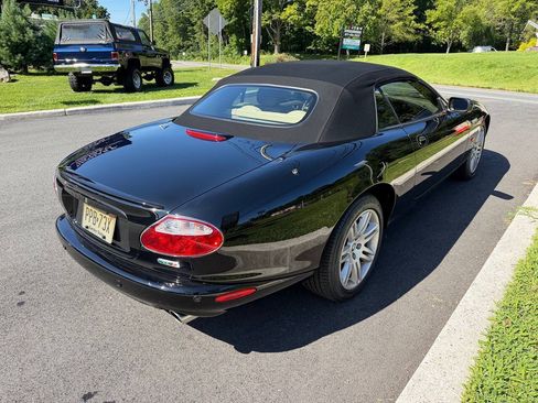 Used 2004 Jaguar XK8 Convertible RWD image 4