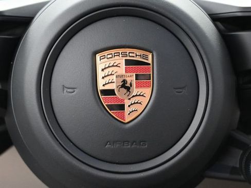 New 2025 Porsche Macan Electric image 24