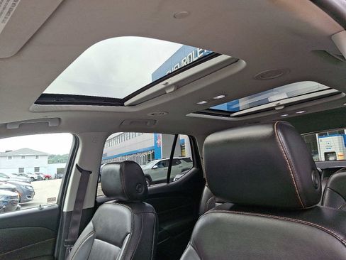 Certified 2018 Chevrolet Traverse LT w/ LPO, Floor Liner Package image 15