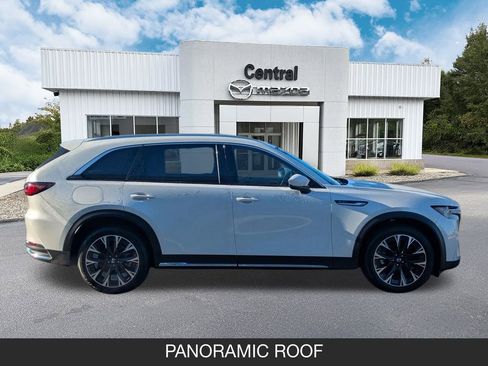 Certified 2024 MAZDA CX-90 Plug-In Hybrid w/ Premium Pkg image 9