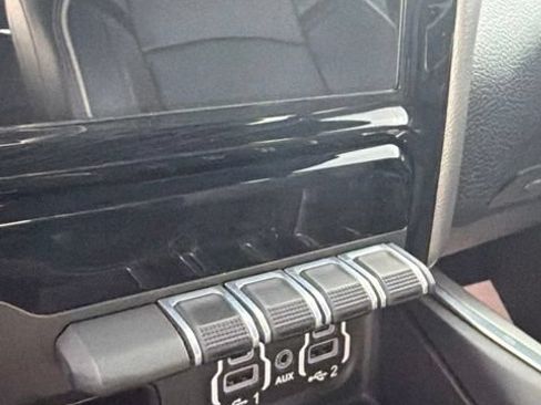 Used 2022 RAM 2500 Laramie AWD/4WD image 30