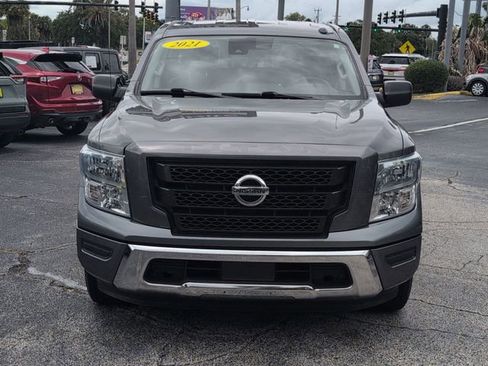 Used 2021 Nissan Titan SV w/ Accessory Utility Package RWD image 2