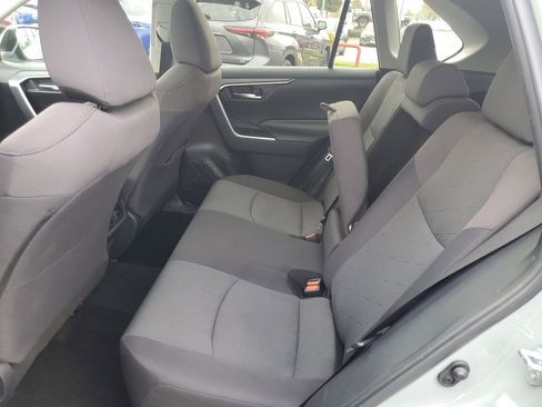 Used 2019 Toyota RAV4 XLE image 10
