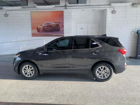 Used 2020 Chevrolet Equinox LT FWD image 5