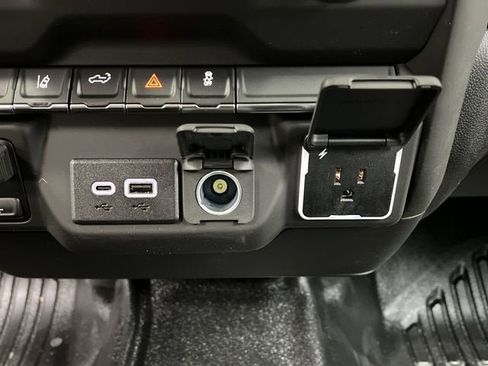 New 2025 GMC Sierra 3500 Pro image 33