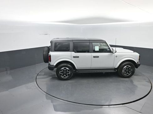 New 2026 Ford Bronco Outer Banks AWD/4WD image 30