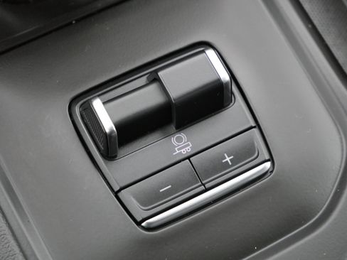 Used 2024 GMC Sierra 1500 Denali image 27