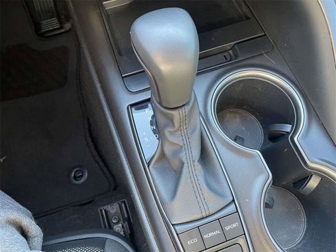 Used 2024 Toyota Camry XSE image 17