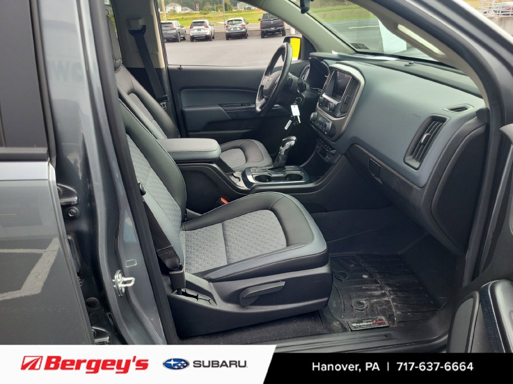 Used 2022 Chevrolet Colorado Z71 AWD/4WD image 12