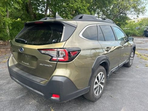 Used 2024 Subaru Outback Premium w/ Popular Package #1A AWD/4WD image 5
