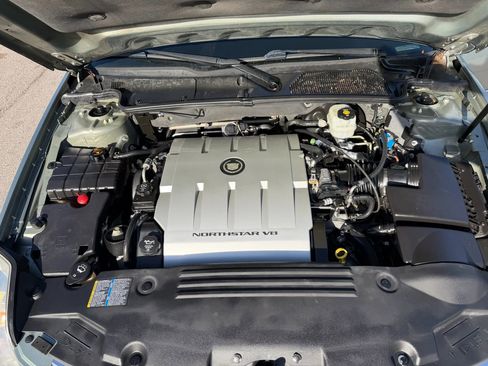 Used 2007 Cadillac DTS Luxury I w/ Trunk Convenience Package image 18