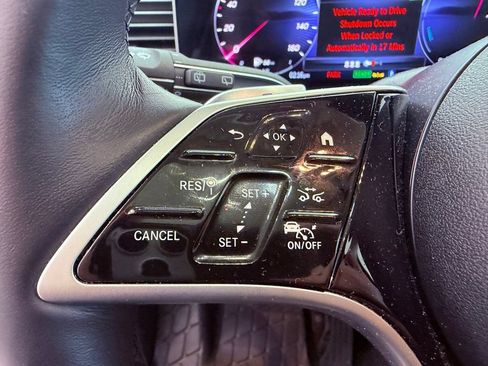 Used 2025 Mercedes-Benz GLE 450e 4MATIC image 21