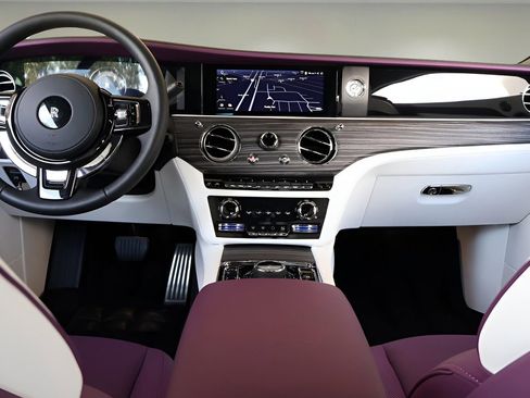 Certified 2025 Rolls-Royce Spectre Base w/ Spectre Launch Package image 4