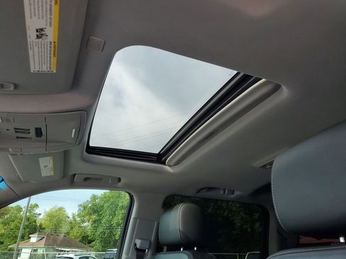 Used 2018 Chevrolet Silverado 1500 LTZ image 6