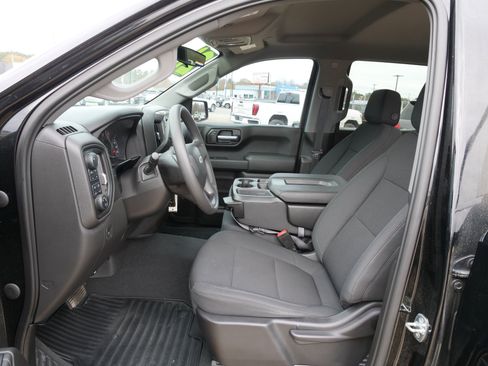 Used 2021 Chevrolet Silverado 1500 Custom Trail Boss image 16