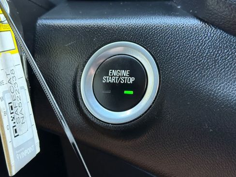 Used 2023 GMC Terrain SLE w/ Driver Convenience Package FWD image 24