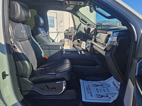 Used 2025 Ford F350 Platinum image 49