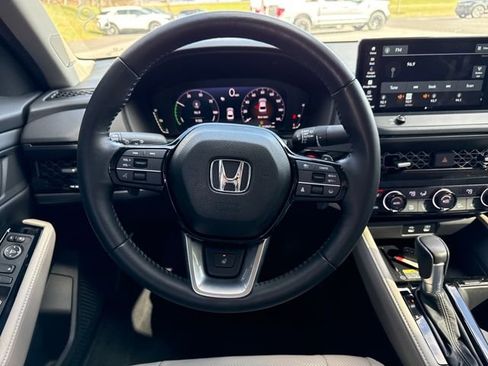 Used 2025 Honda Accord Touring image 20
