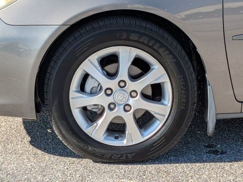 Used 2005 Toyota Camry SE image 11