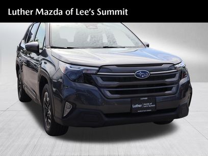 Used 2025 Subaru Forester Premium w/ Convenience Package #1