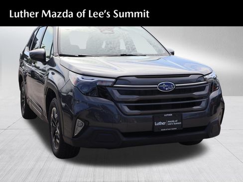 Used 2025 Subaru Forester Premium w/ Convenience Package #1 AWD/4WD image 1