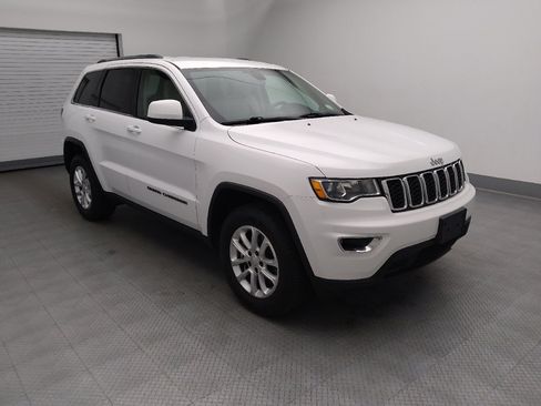 Used 2021 Jeep Grand Cherokee Laredo RWD image 13