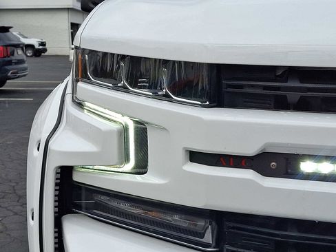 Used 2022 Chevrolet Silverado 1500 RST image 9