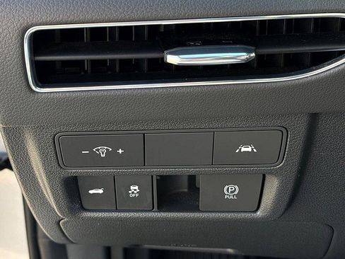 Used 2023 Hyundai Sonata SEL Plus image 19