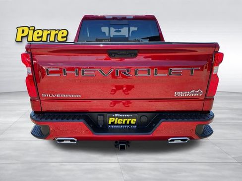 Used 2024 Chevrolet Silverado 1500 High Country w/ High Country Premium Package AWD/4WD image 4