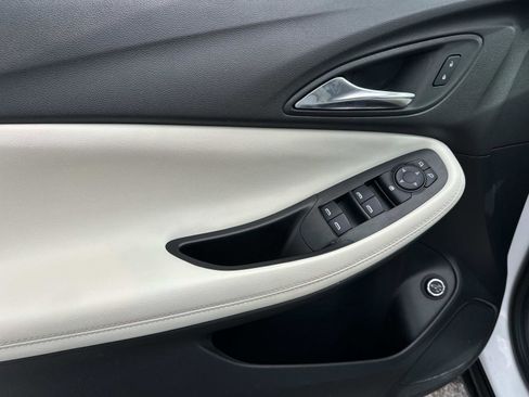 Certified 2023 Buick Encore GX Select image 14