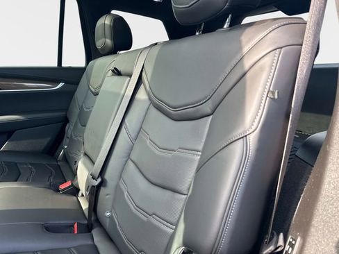 Certified 2024 Cadillac XT6 Premium Luxury w/ Platinum Package AWD/4WD image 15