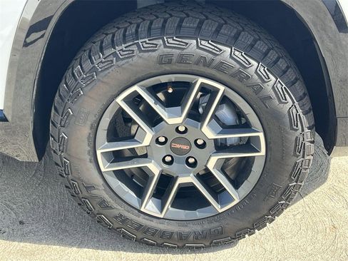 New 2026 GMC Terrain AT4 image 32