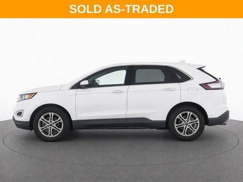 Used 2017 Ford Edge Titanium w/ Equipment Group 302A FWD image 4