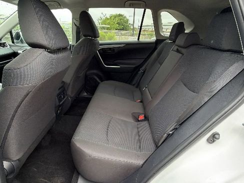 Certified 2025 Toyota RAV4 LE FWD image 34