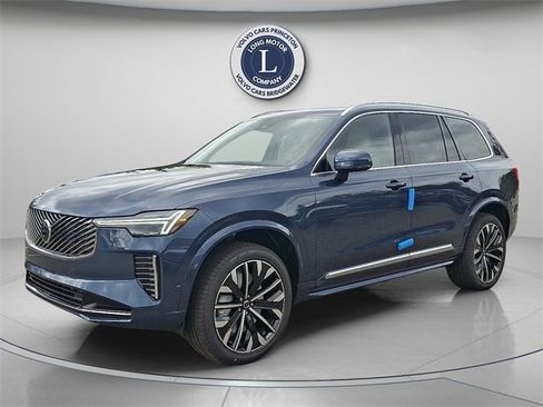 New 2026 Volvo XC90 B6 Plus w/ Protection Package Premier image 2
