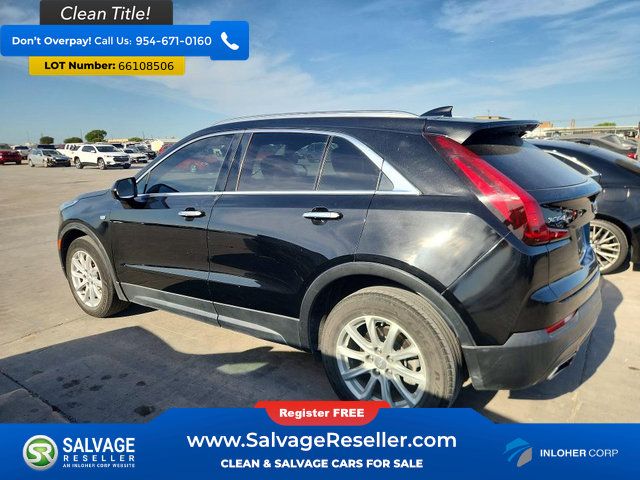 Used 2023 Cadillac XT4 Luxury w/ Cold Weather Package FWD image 3