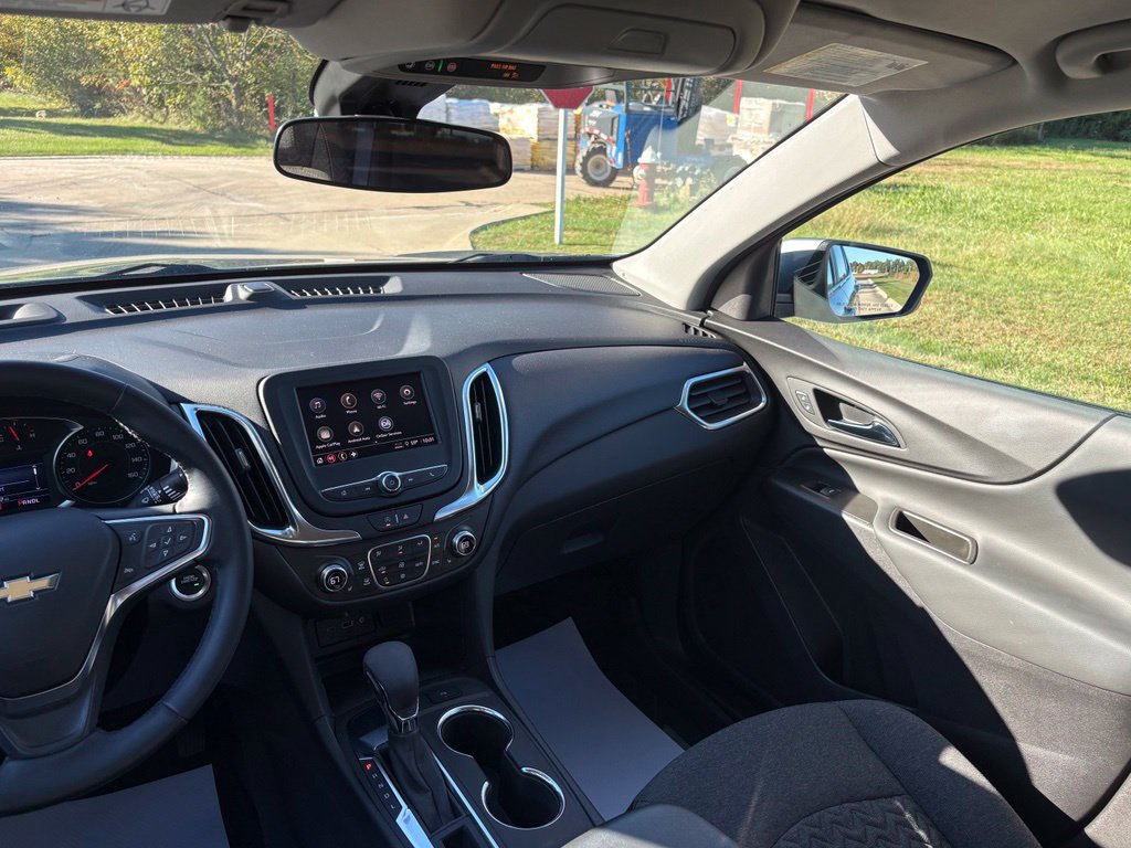 Used 2024 Chevrolet Equinox LT w/ LPO, Floor Liner Package FWD image 43