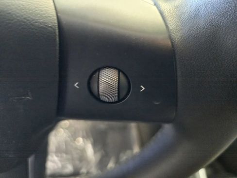 Used 2024 Tesla Model Y Performance image 16